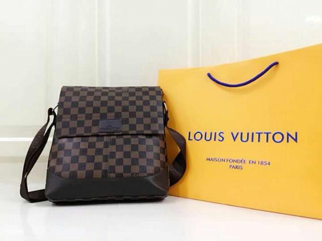Louis Vuitton Bags Mens Price | Supreme and Everybody