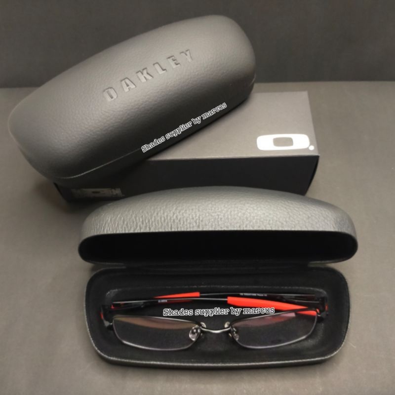 Oakley eyeglass clearance case