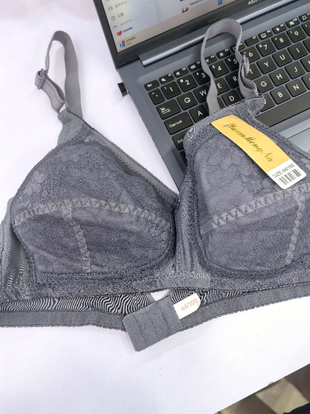 Triu.m.ph Soft Bra Nonwire (FULL CUP) 2 HOOK#3008 - Image 4