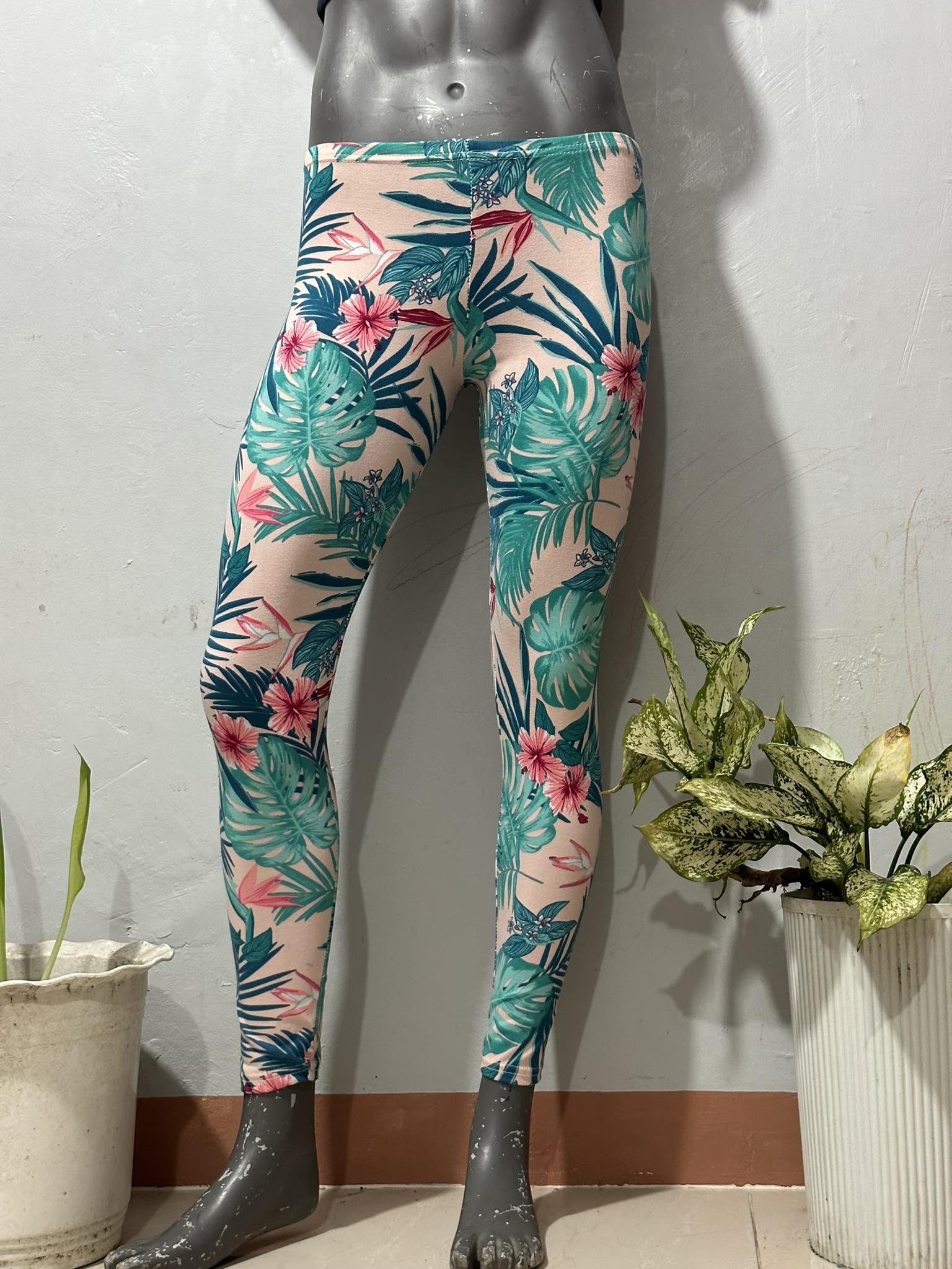 Leggings with Side Pocket for Teens and Adult/Stretchable/Fit Small up to  Large