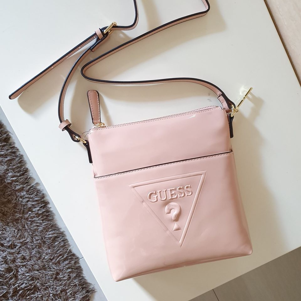 guess light pink bag