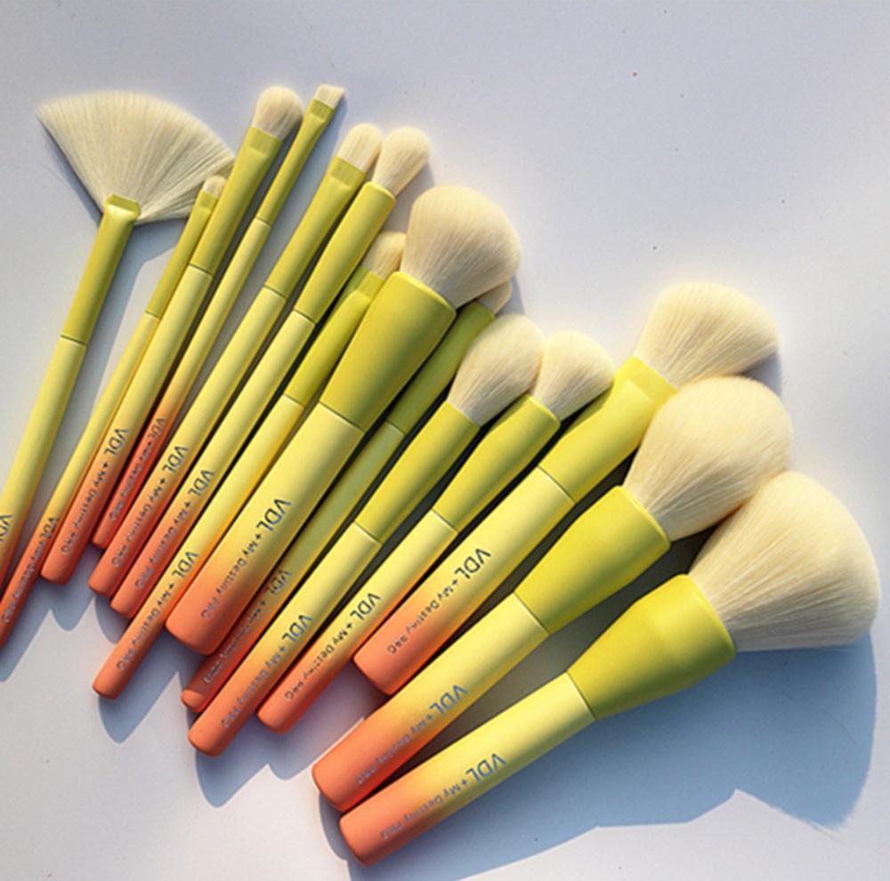 Green Makeup Brushes Mugeek Vidalondon