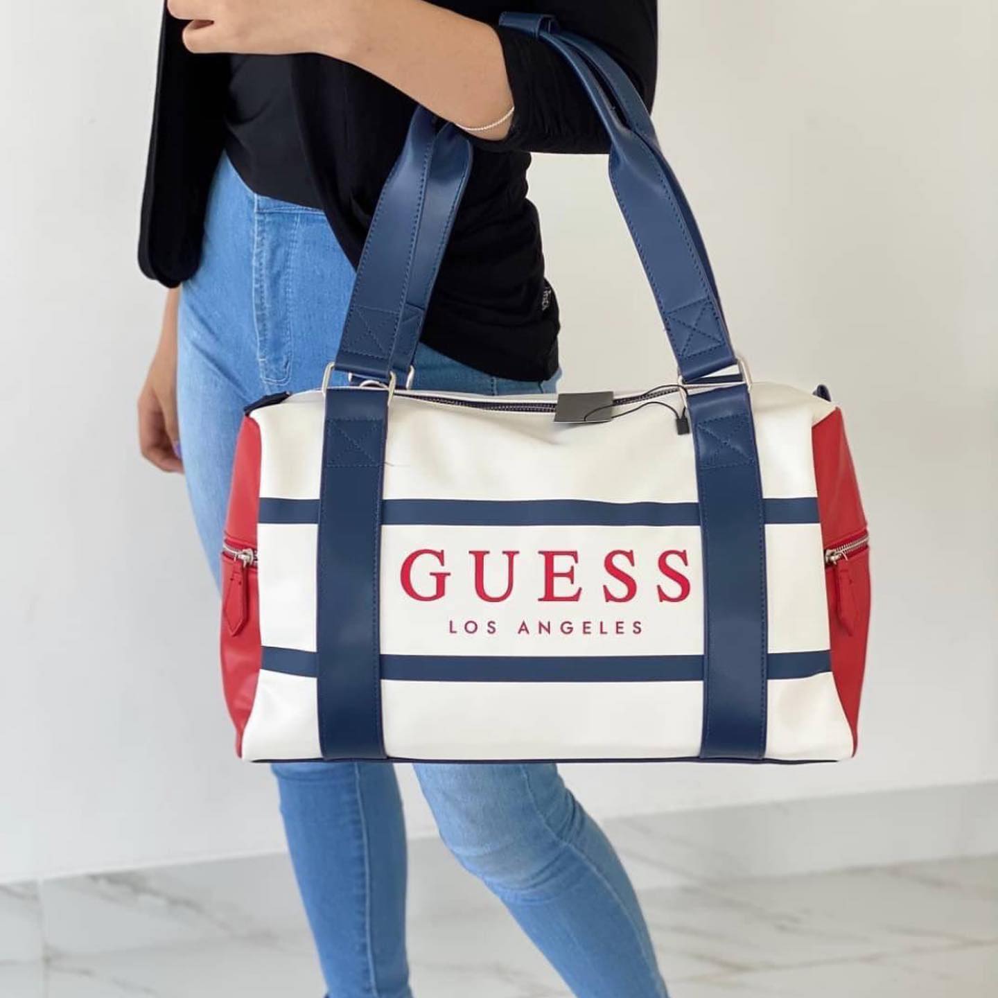 Duffle bag guess best sale