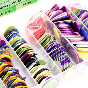Alice Projecting Nylon Guitar Pick 600pcs (Multicolor) June 2018 - 3 Alice Projecting Nylon Guitar Pick 600pcs (Multicolor) - 3