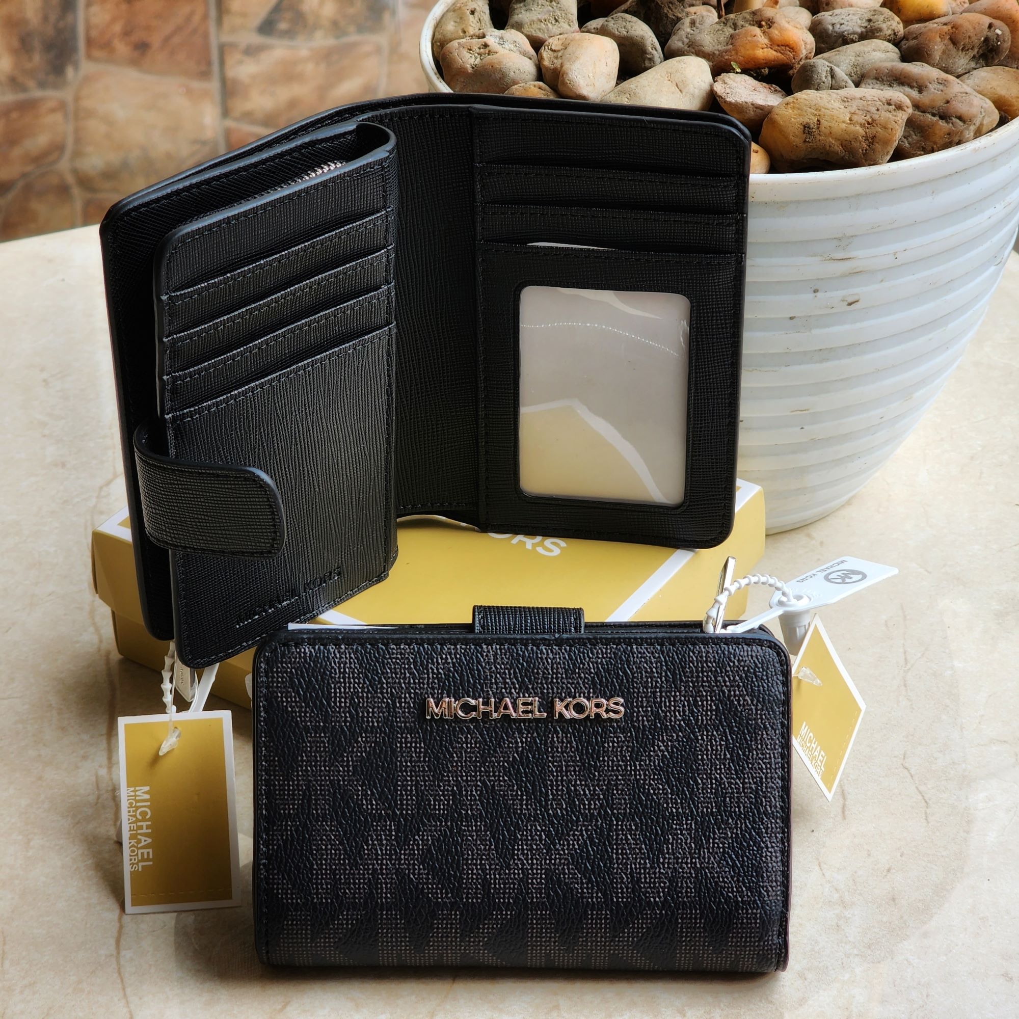 Michael Kors Jet Set Bifold Wallet Zip Coin Case ID Black MK