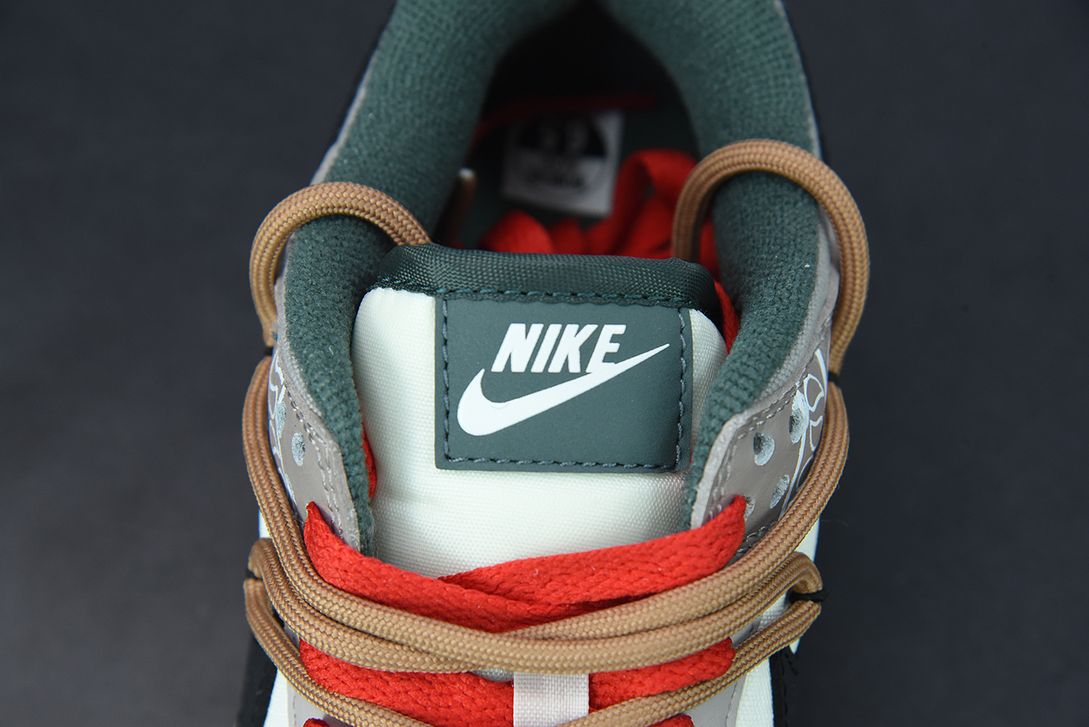 Nike SB Dunk Low Setsubun Brown Demon Size DQ5009-268 Size: 36