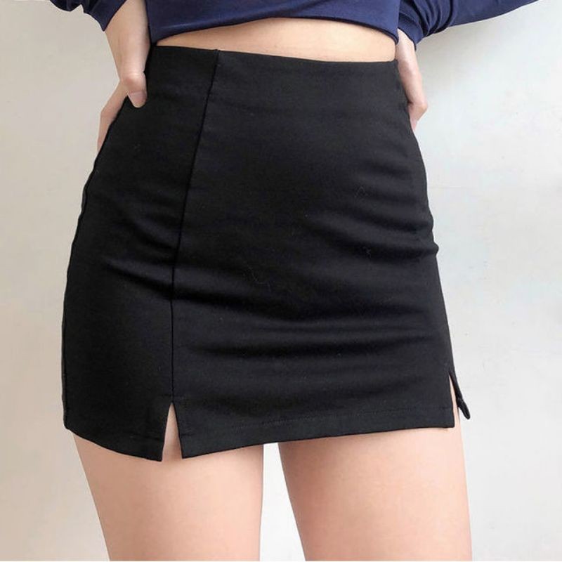 short skirts with slits on both sides