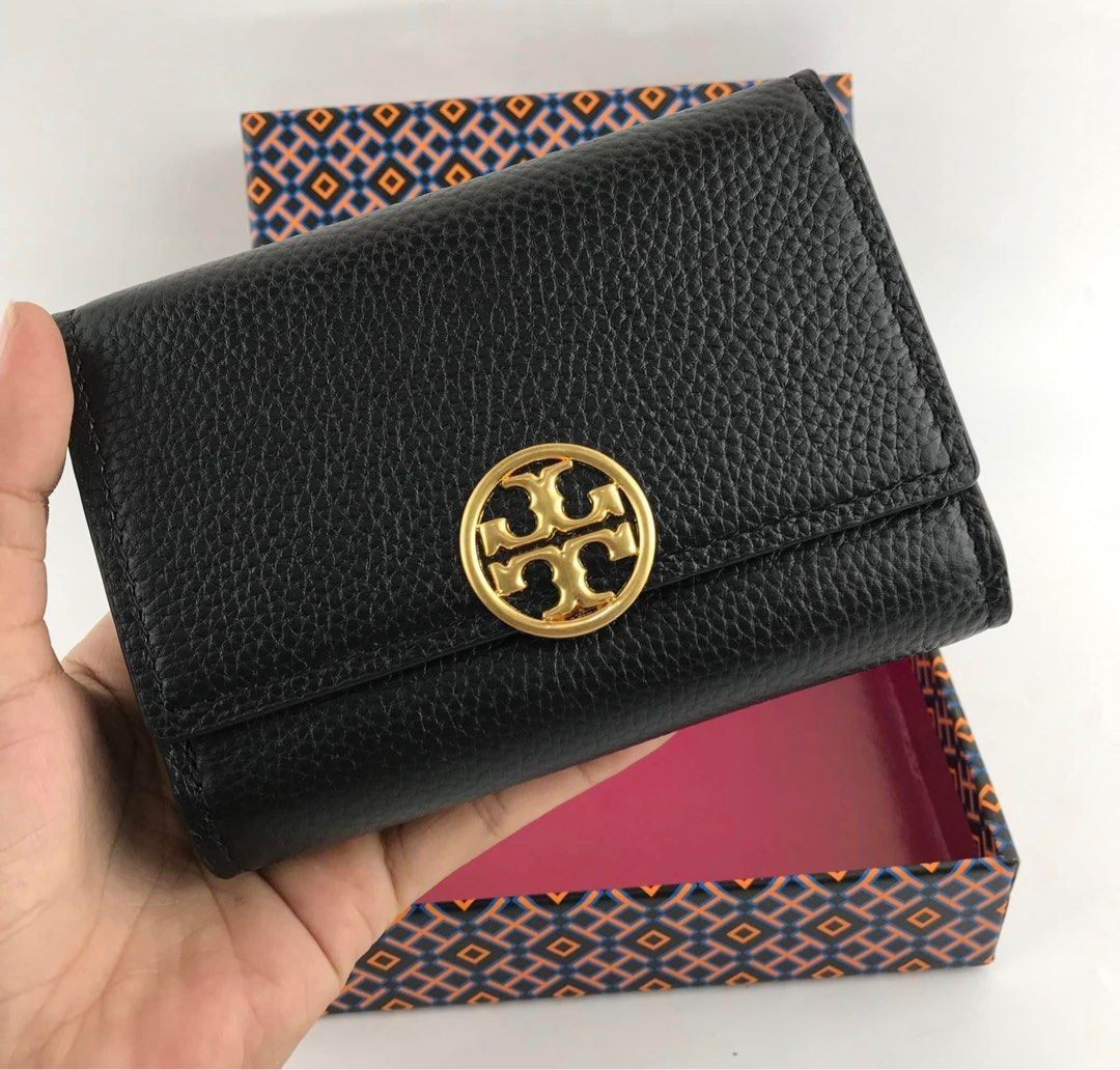 Miller medium flap discount wallet tory burch