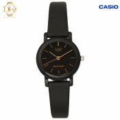 Casio Women's Black Rubber Strap Analog Watch, 30m Water Resistant