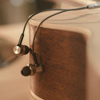 Original Xiaomi Earphone Mi Hybrid Pro Earphone June 2018 - 4 Original Xiaomi earphone Mi Hybrid Pro Earphone - 4
