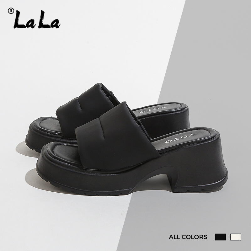 Lya Sandal Black