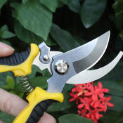 Heavy Duty Gardening Pruning Shears by 