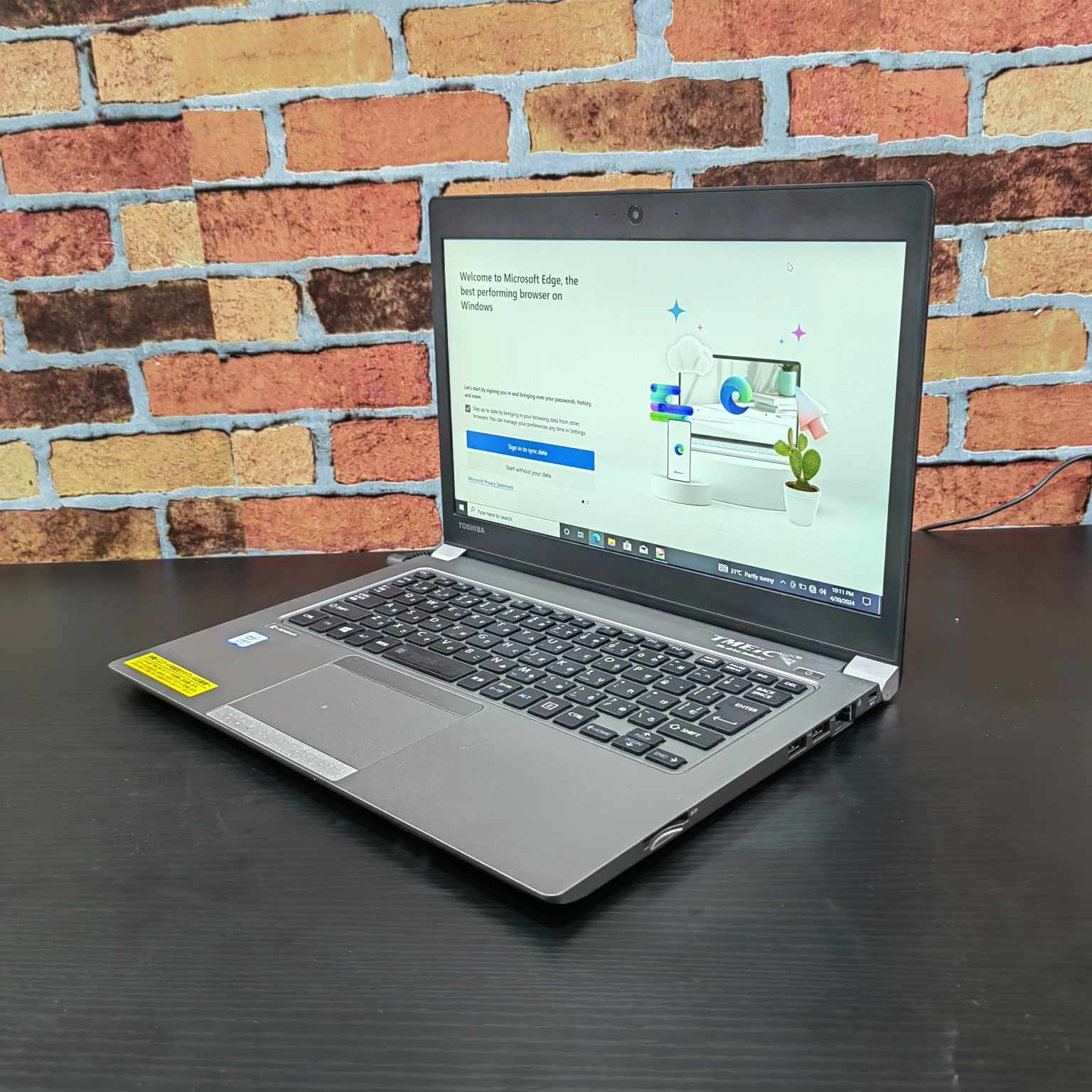 LAPTOP TOSHIBA DYNABOOK R63 INTEL I5 8TH GEN 8GB RAM 256GB SSD +