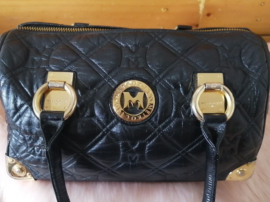 Leather handbag Metrocity Pink in Leather - 36149815