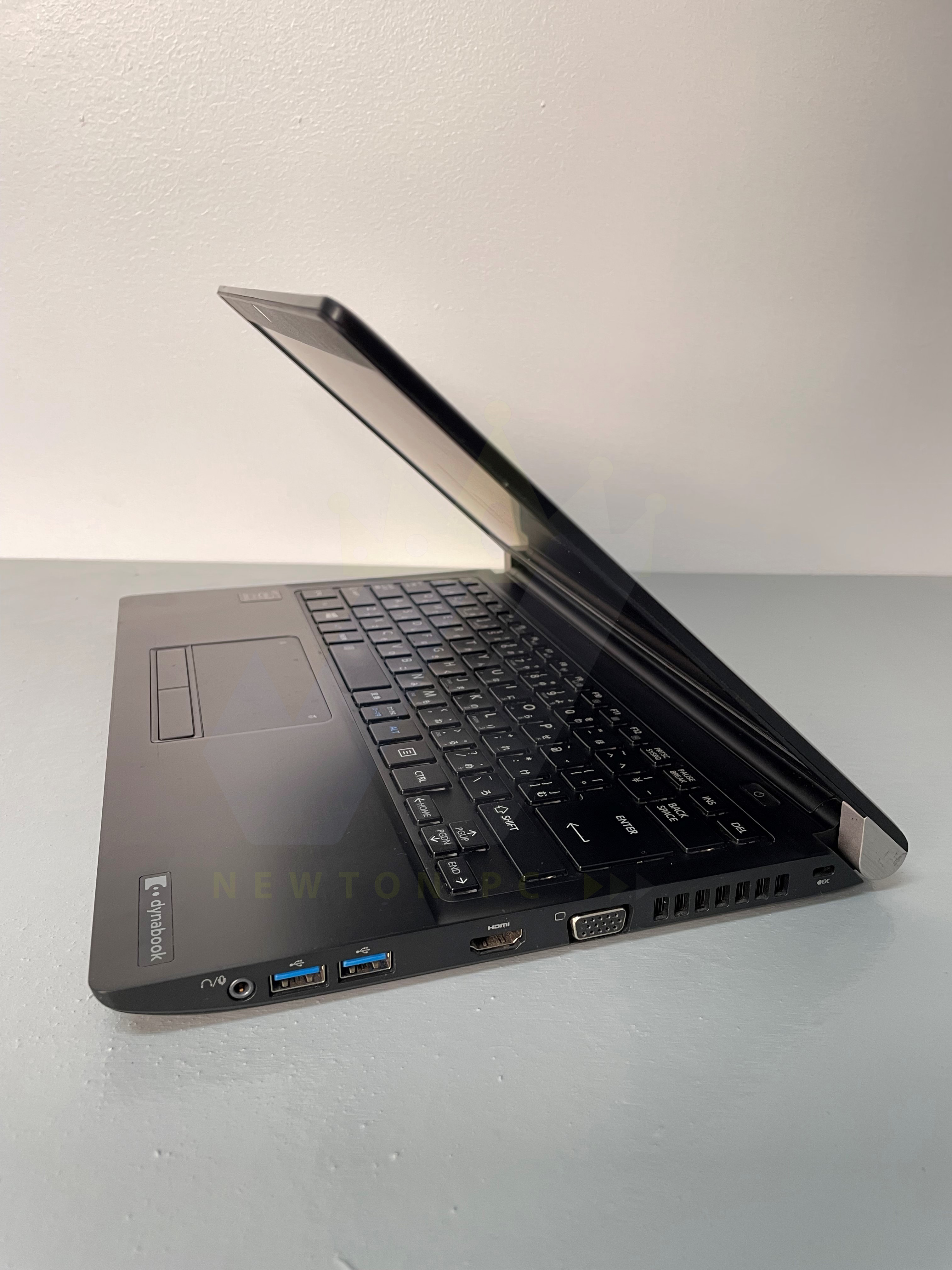 Laptop P.R.E. O.W.N.E.D ( Toshiba Dynabook R73 / Intel Core i5 