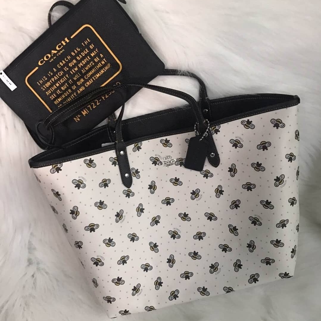 Coach bee print tote hot sale