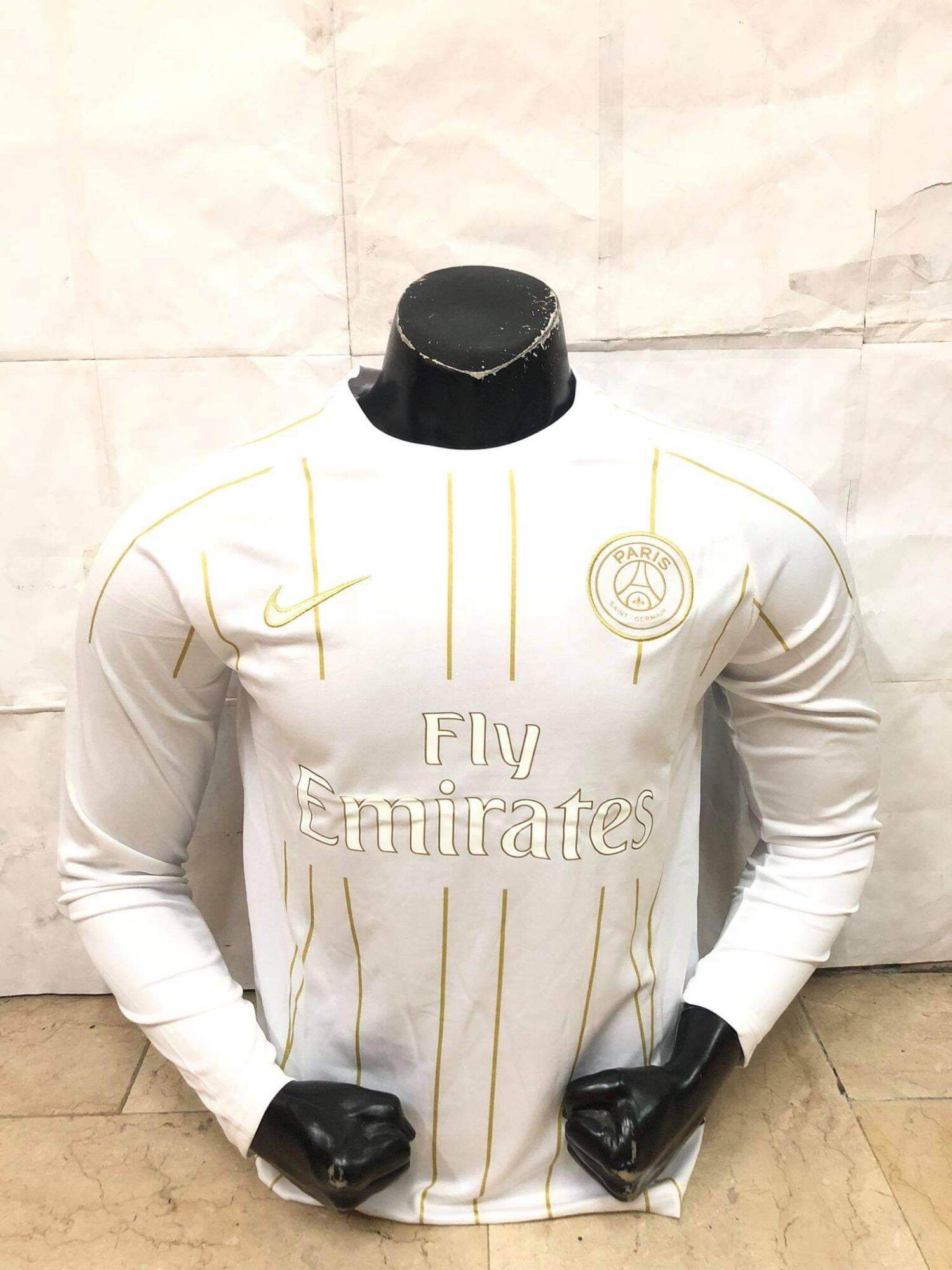 Fly emirates jersey store long sleeve