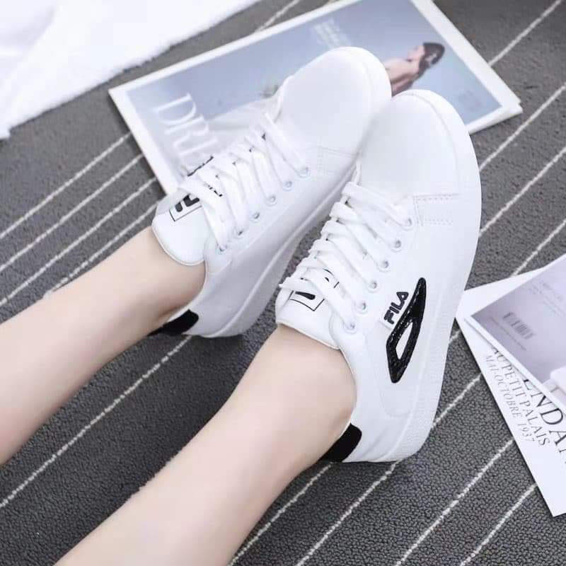 fila white rubber shoes