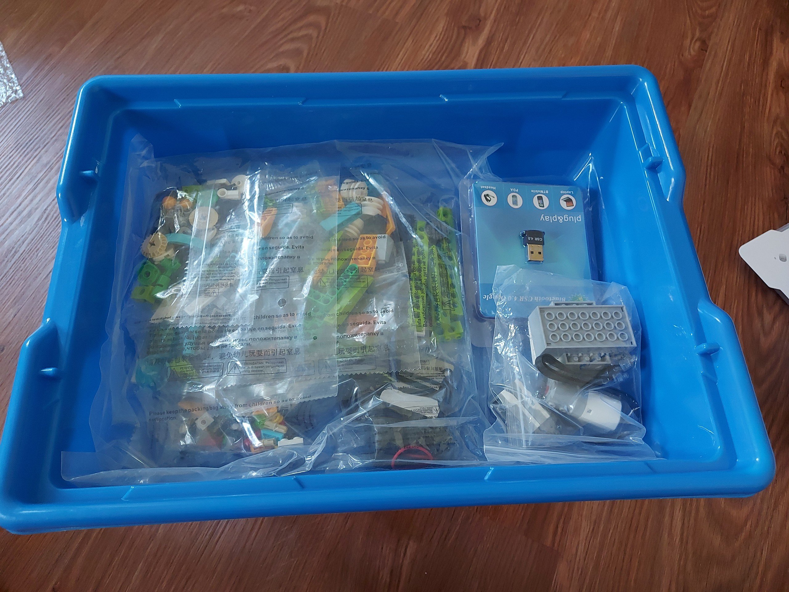 Robot Milo 45300 - tương thích 100% Lego Wedo 2.0