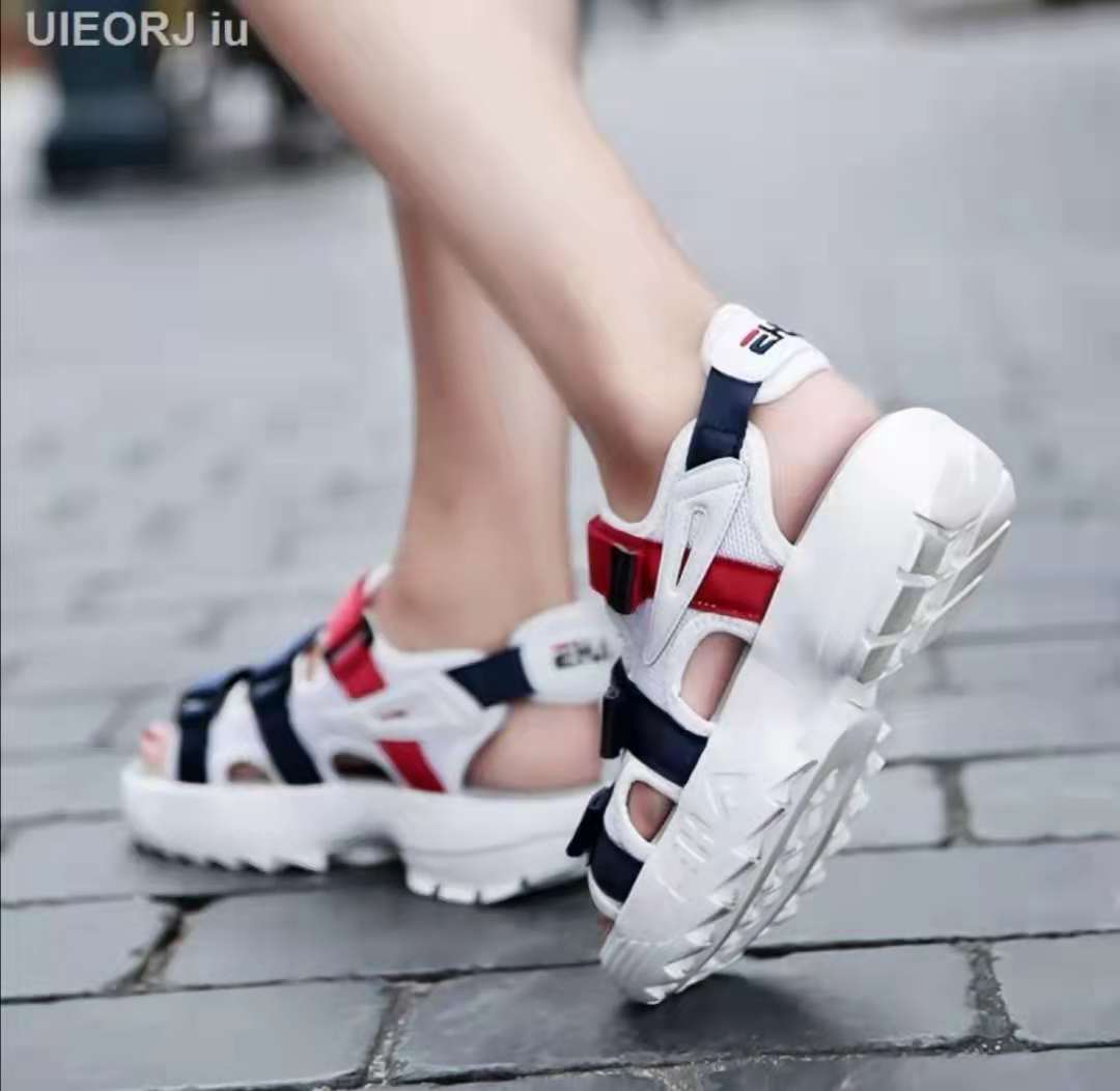 fila sandals disruptor