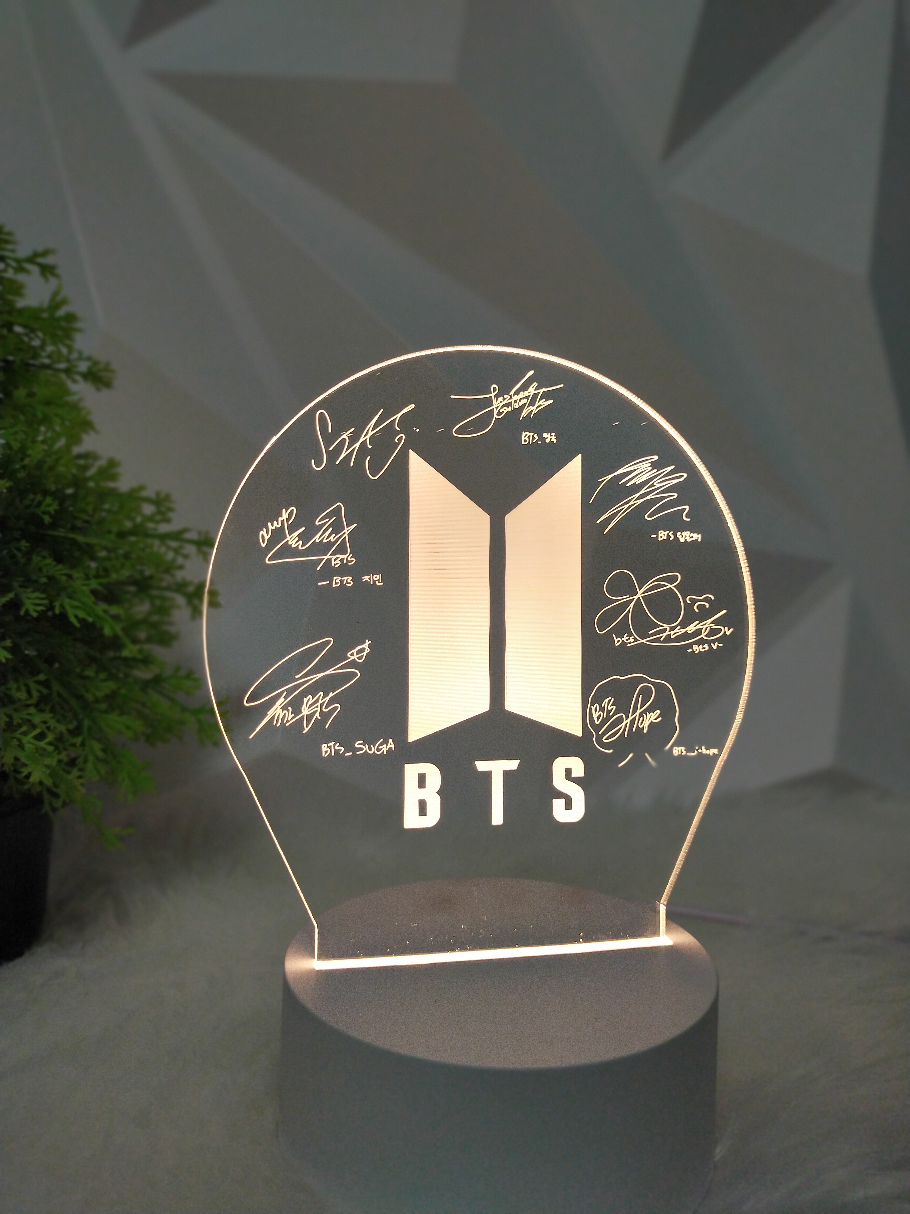 Single Light BTS LED LAMP KPOP Merchandise Shop 3D Night Light BTS Bangtan  Boys LED Touch Sensor Table Lamp warm light