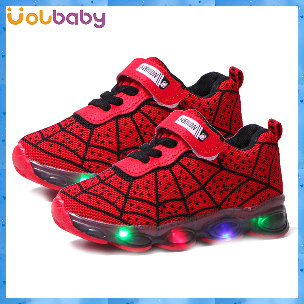 sports shoes for 10 year boy