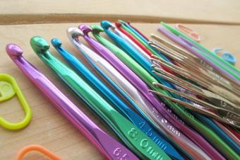 Multicolour Metal Hook Needle Set Crocheted Sweater Tools - Intl July 2018 - 3 Multicolour Metal Hook Needle Set Crocheted Sweater Tools - intl - 3