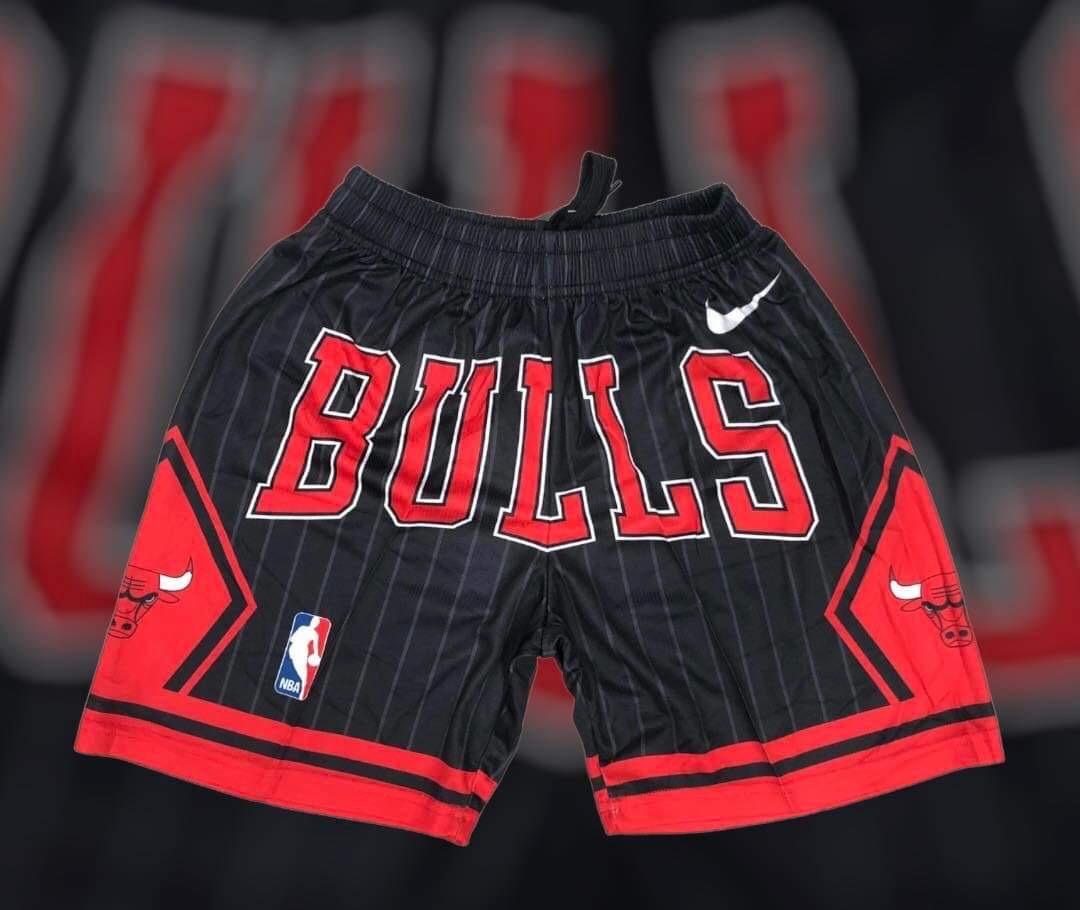 chicago bulls striped shorts