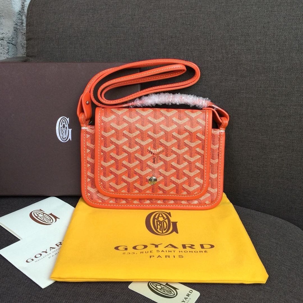 Goyard messenger bag, Women's Fashion, Bags & Wallets, Cross-body Bags on  Carousell