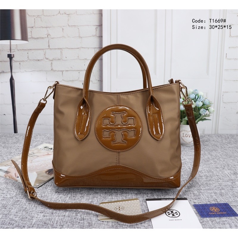 Shop Tory Burch Sling online 