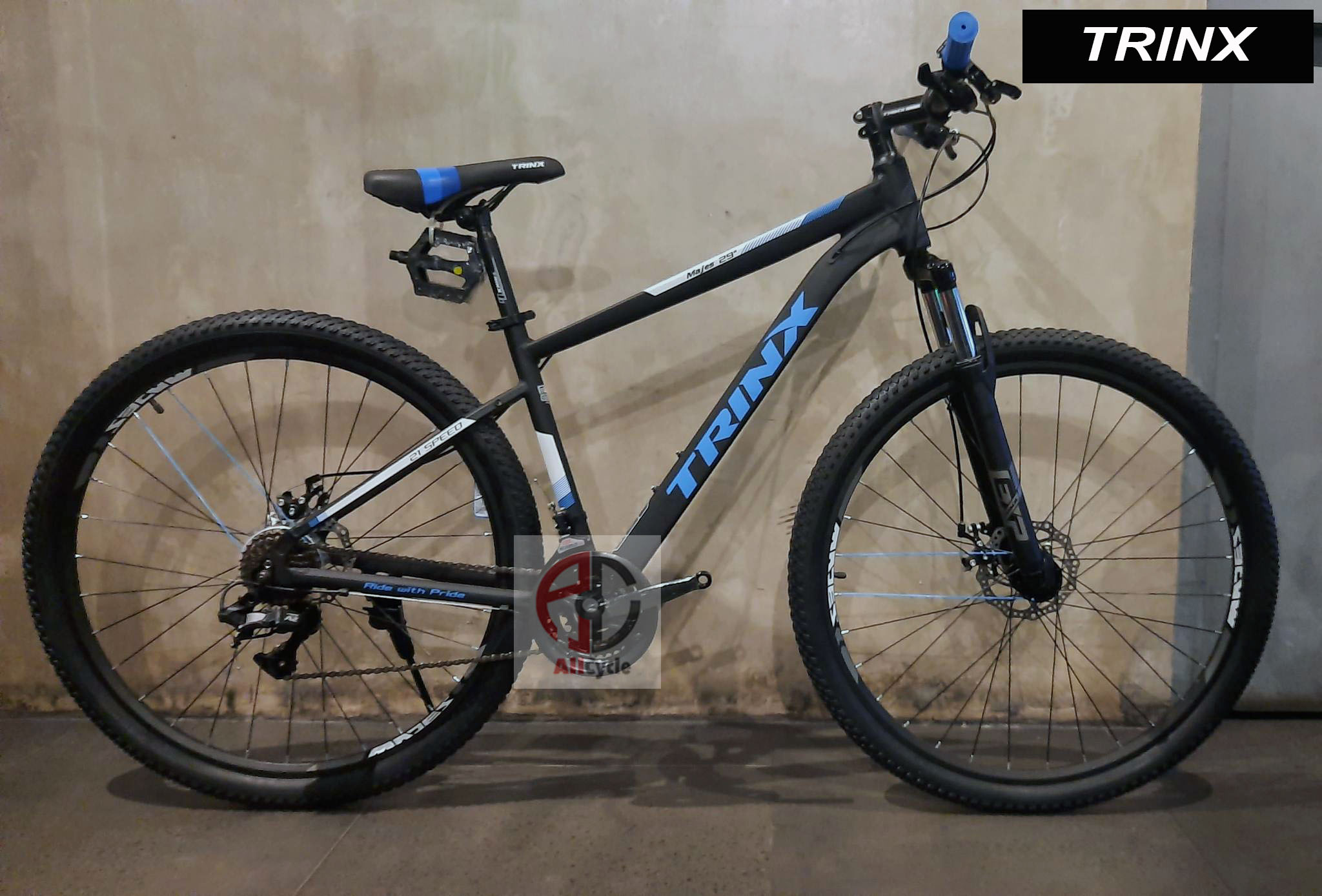 trinx d700 pro price