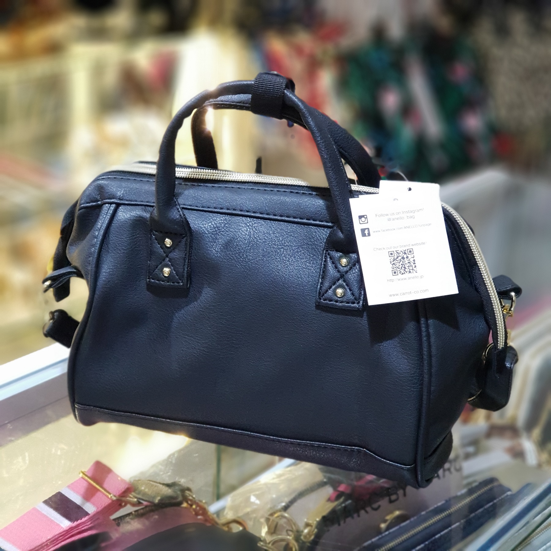 Anello sling bag on sale black