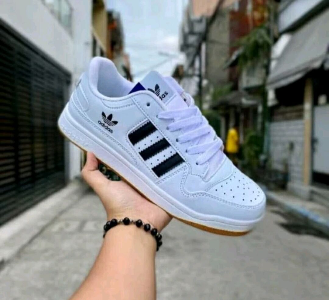 Shop Adidas Clover Nmd R1 V2 Sneakers Online with Best Discounts and Low  Prices | Lazada Philippines