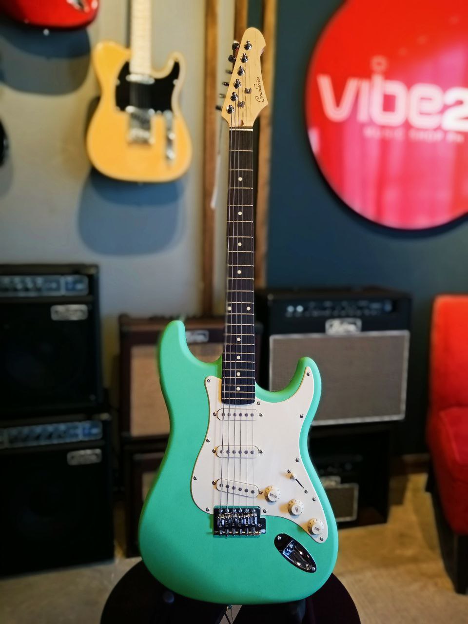 sqoe radian stratocaster