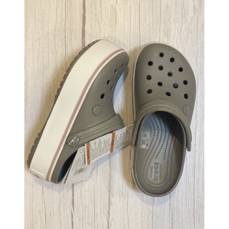 platform crocs mens