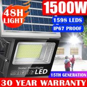 1000W Solar Flood Light - Waterproof Outdoor Light with Remote