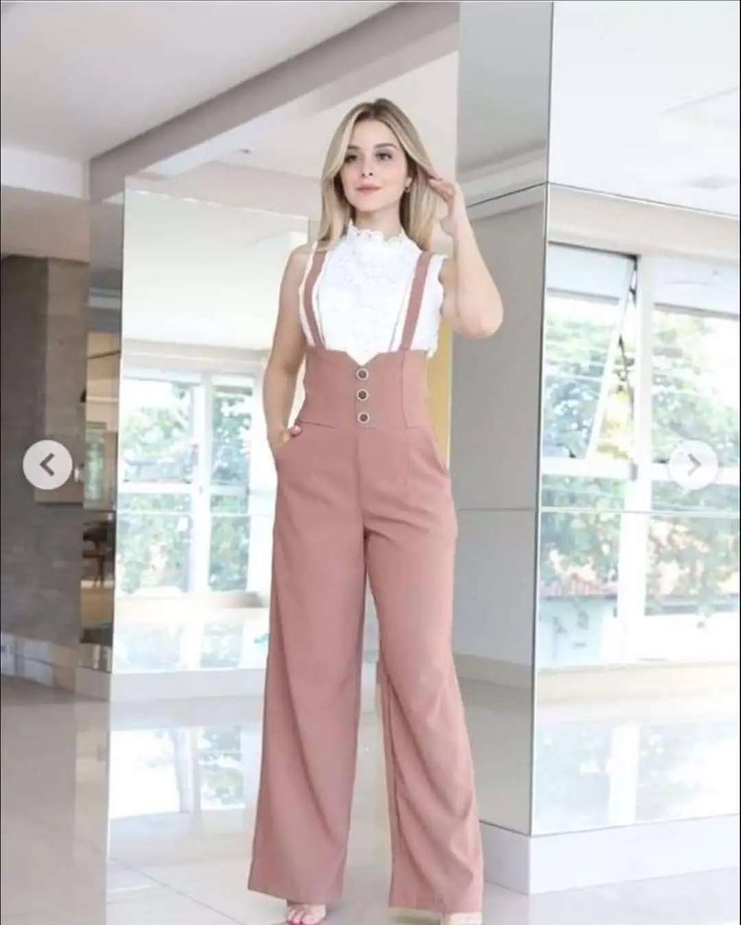 casual sleeveless jumpsuit