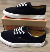 VANS Gamusa Low Cut Casual Shoes For Men and Women BLACK