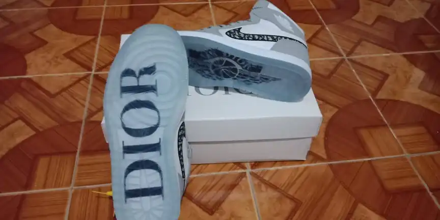 jordan dior price in peso