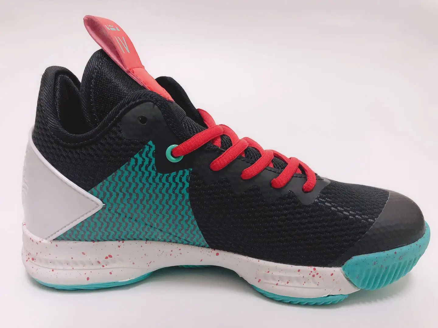 lebron women's shoes