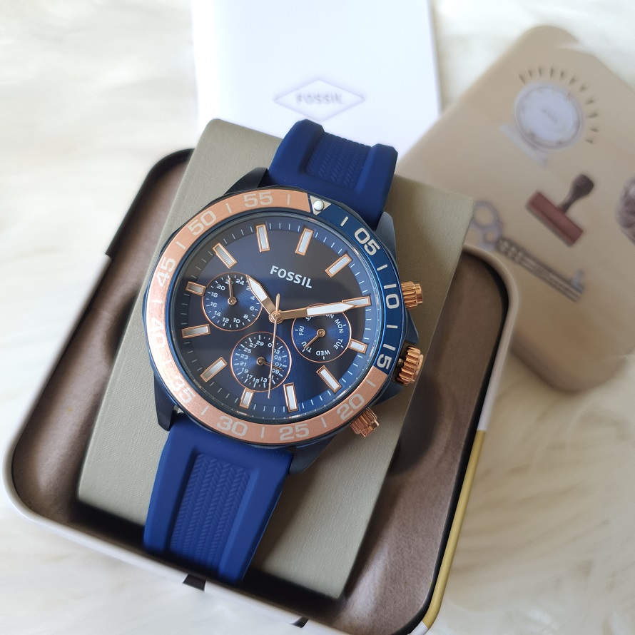 Fossil rubber outlet watch