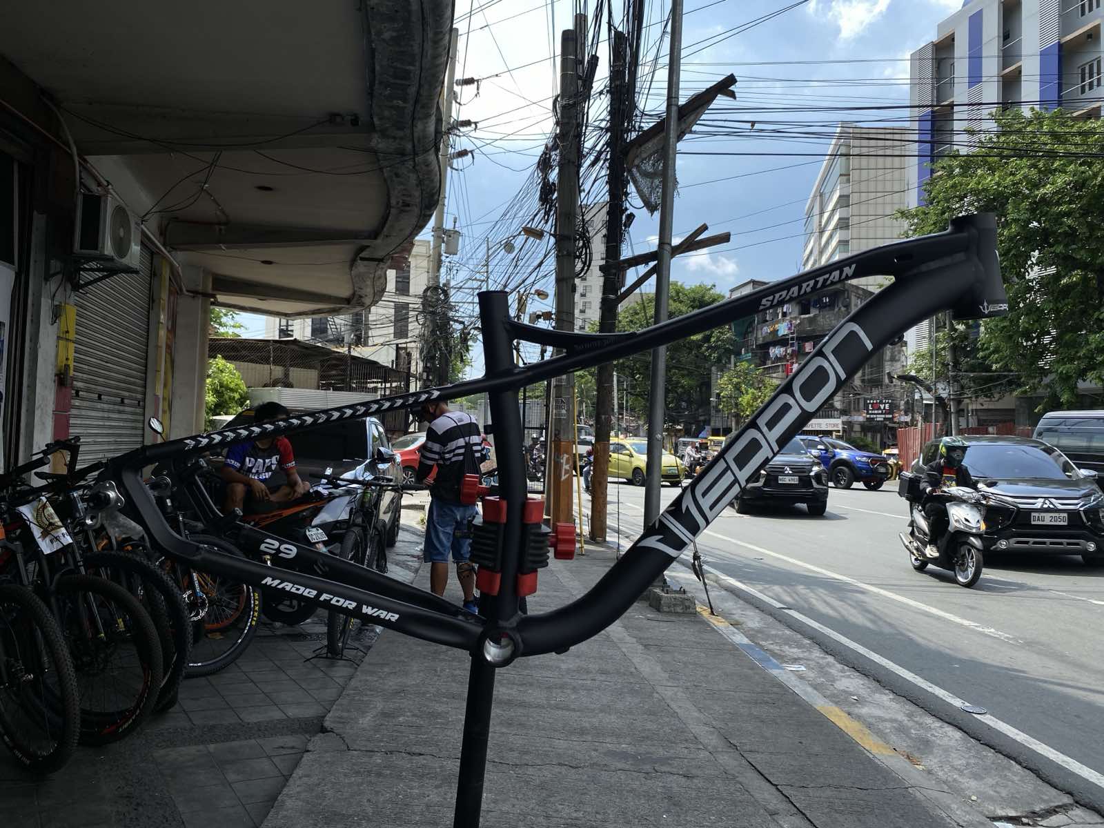 Spartan Black City Bike WEAPON SPARTAN FRAME (QR And TA