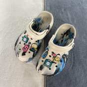 New Crocs Tie-dye clog for kids slip on sandals with jibbits