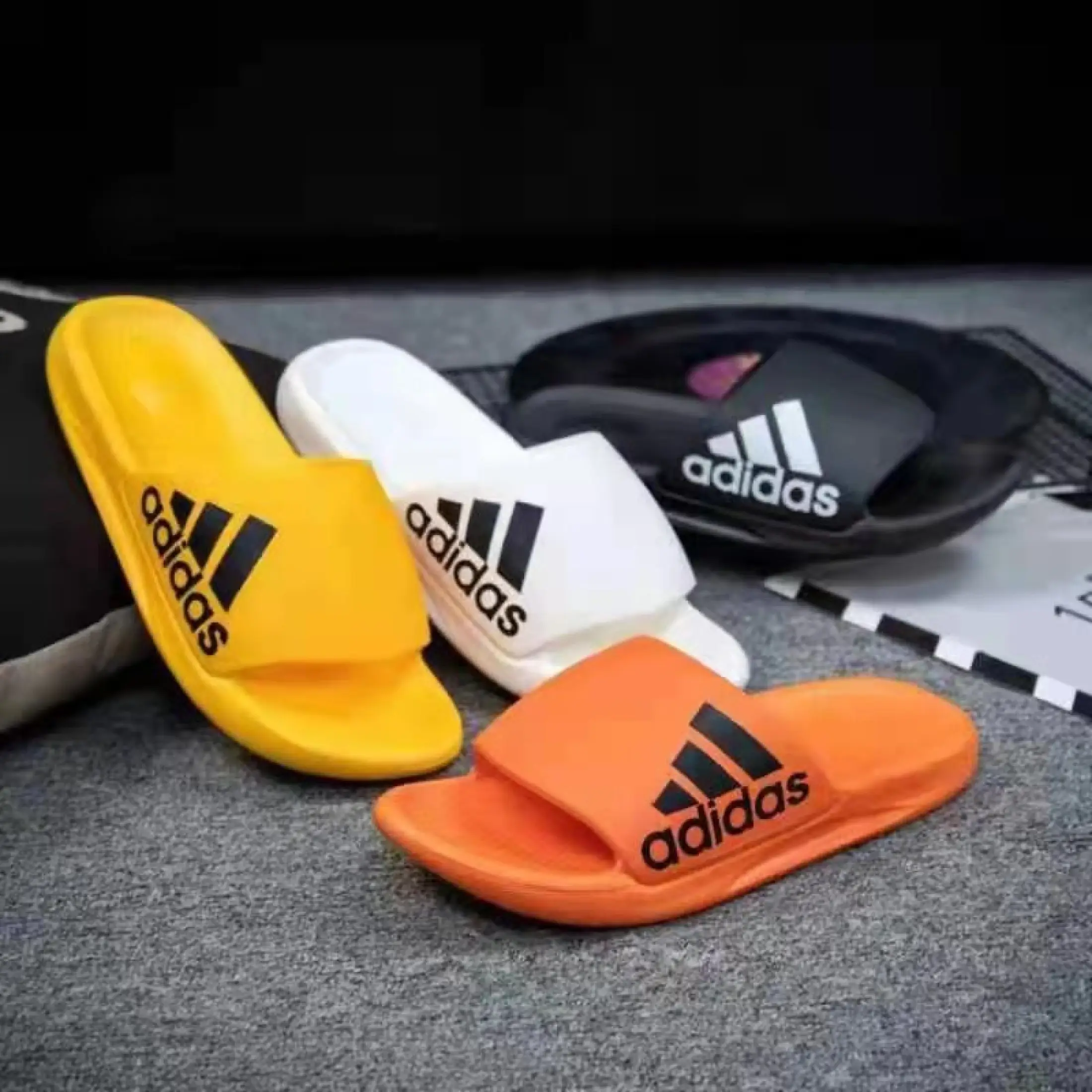 adidas slippers new arrival 2020