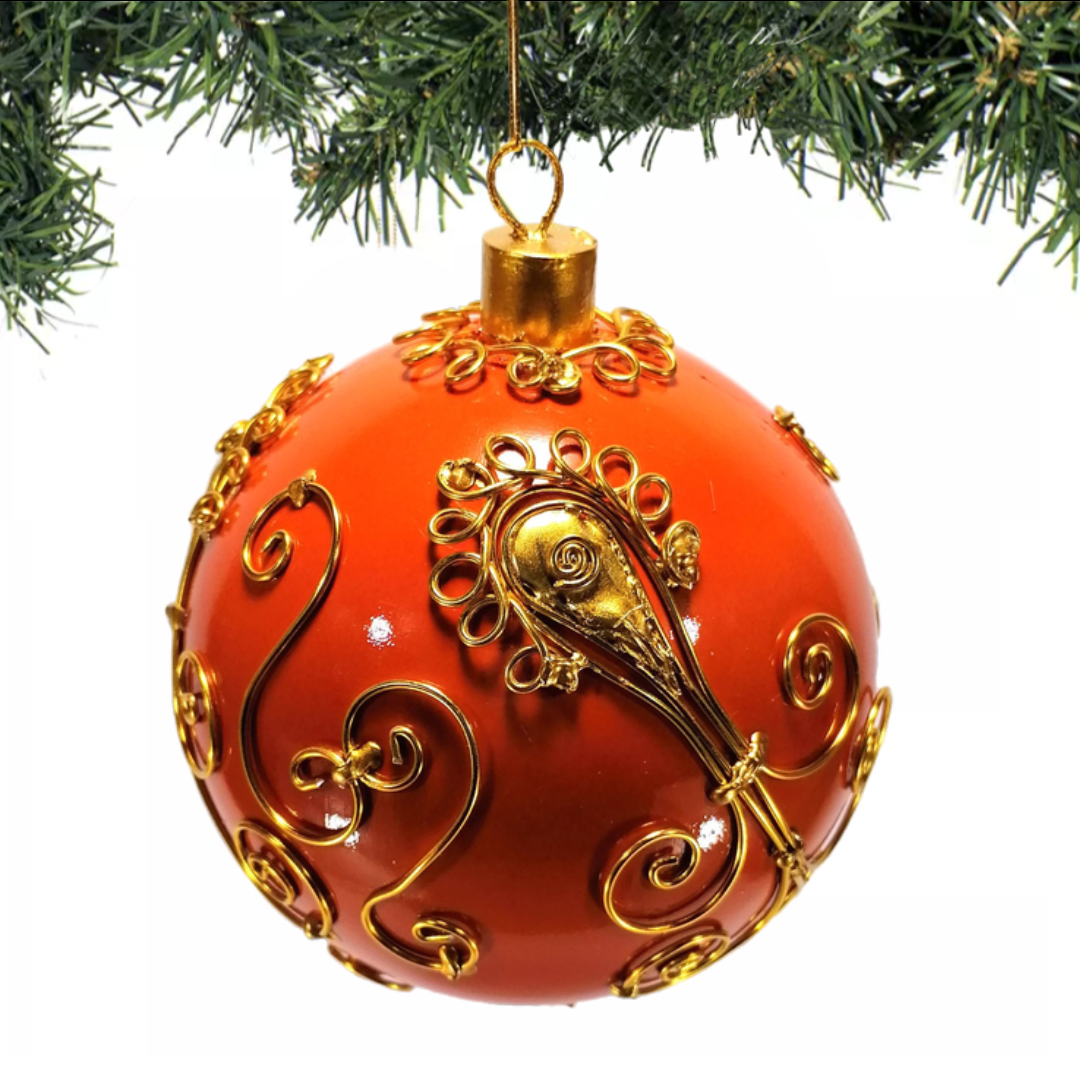Product photo of Liman Glass 4-piece Big Glass Christmas Balls with Wire Design from its Lazada listing