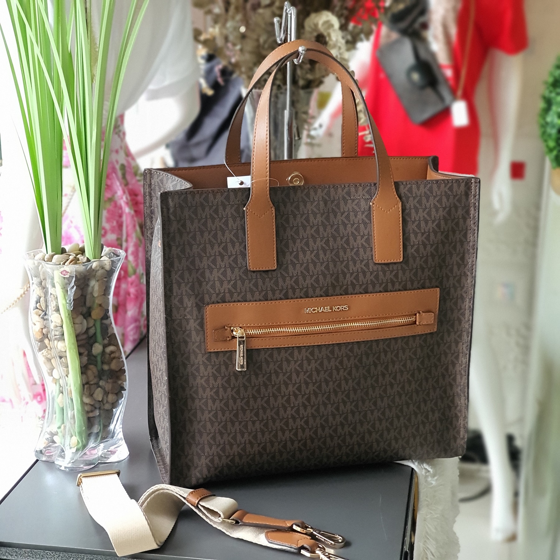 jord nægte forsætlig Shop Brown Tote Michael Kors with great discounts and prices online - Aug  2023 | Lazada Philippines