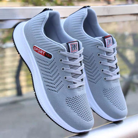 2021 new leisure travel breathable sports shoes men's running shoes