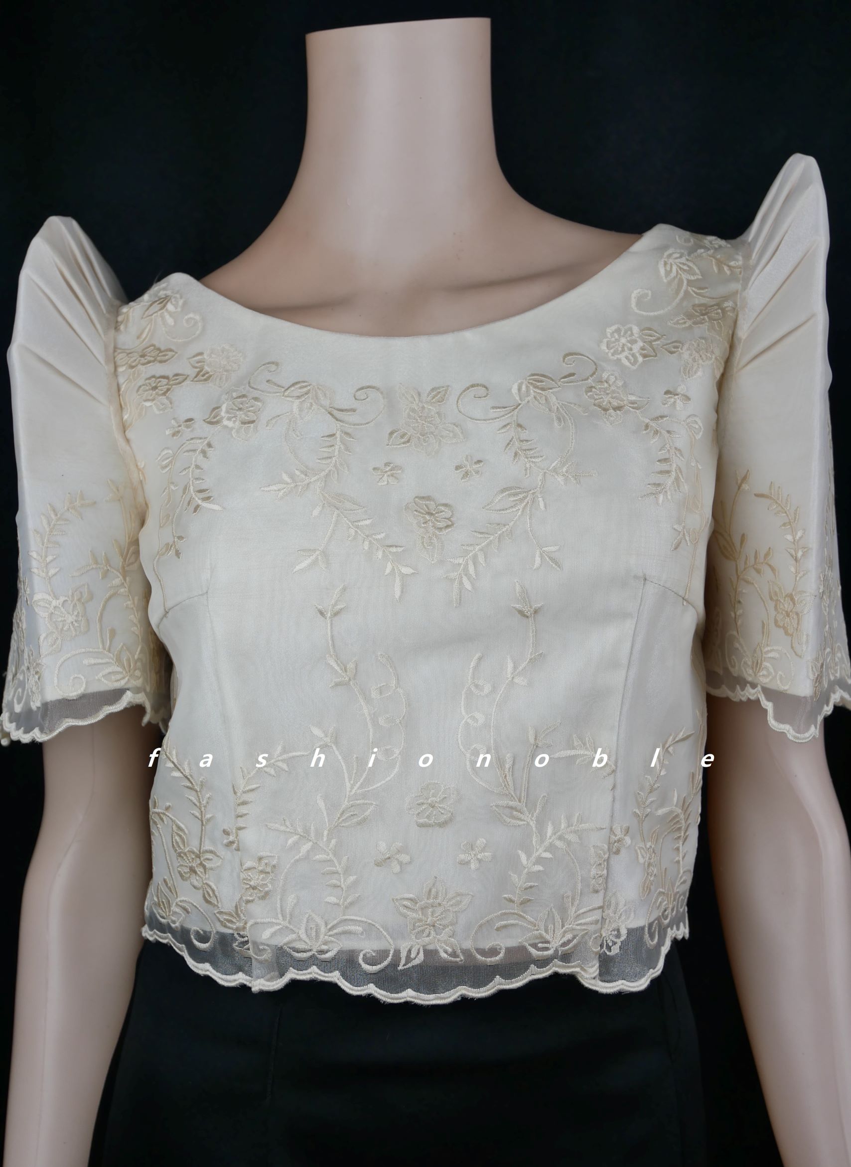 FILIPINIANA EMBROIDERED KIMONA With Puff Sleeves Maria Clara ...