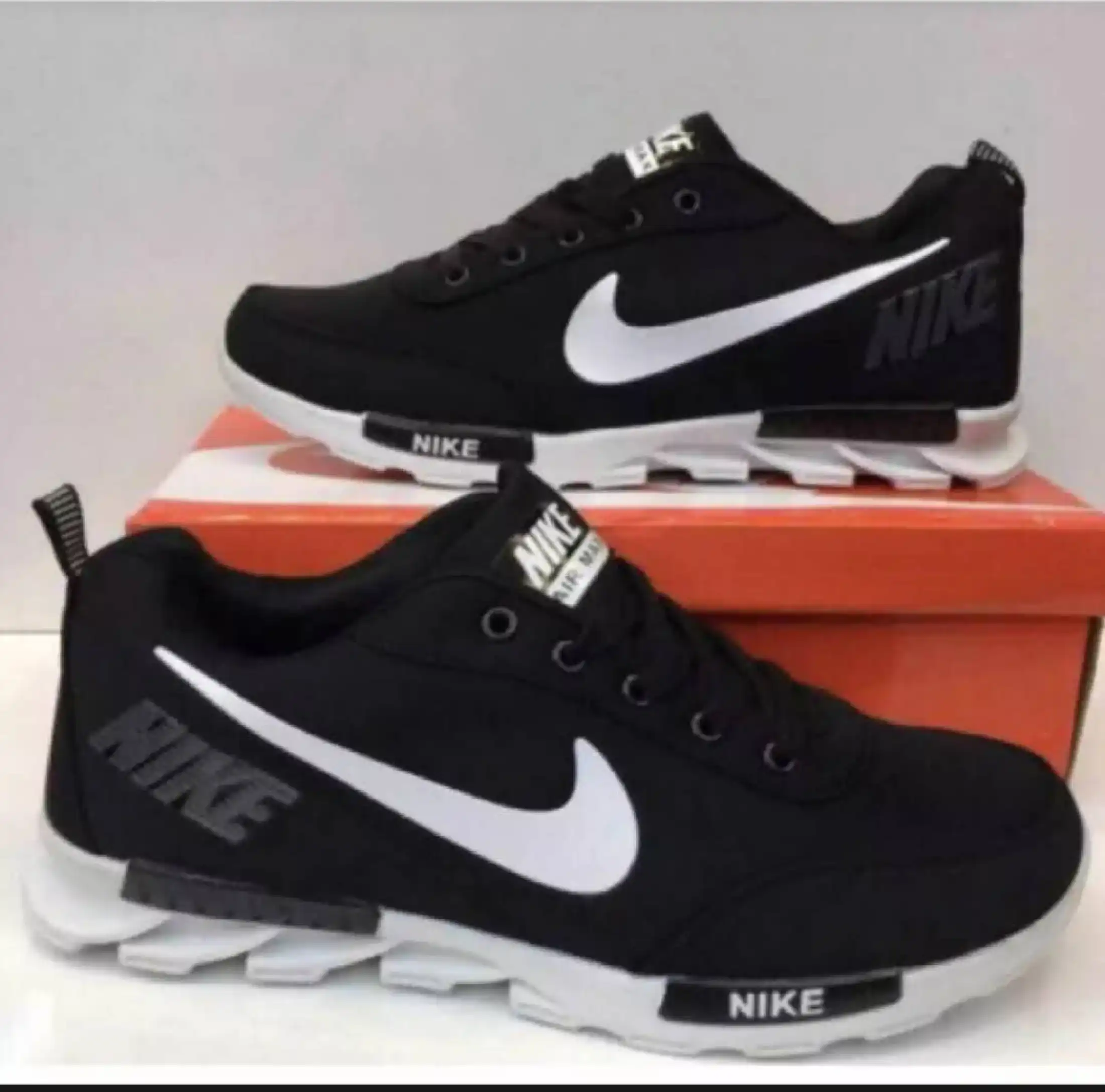 nike spike shoes running