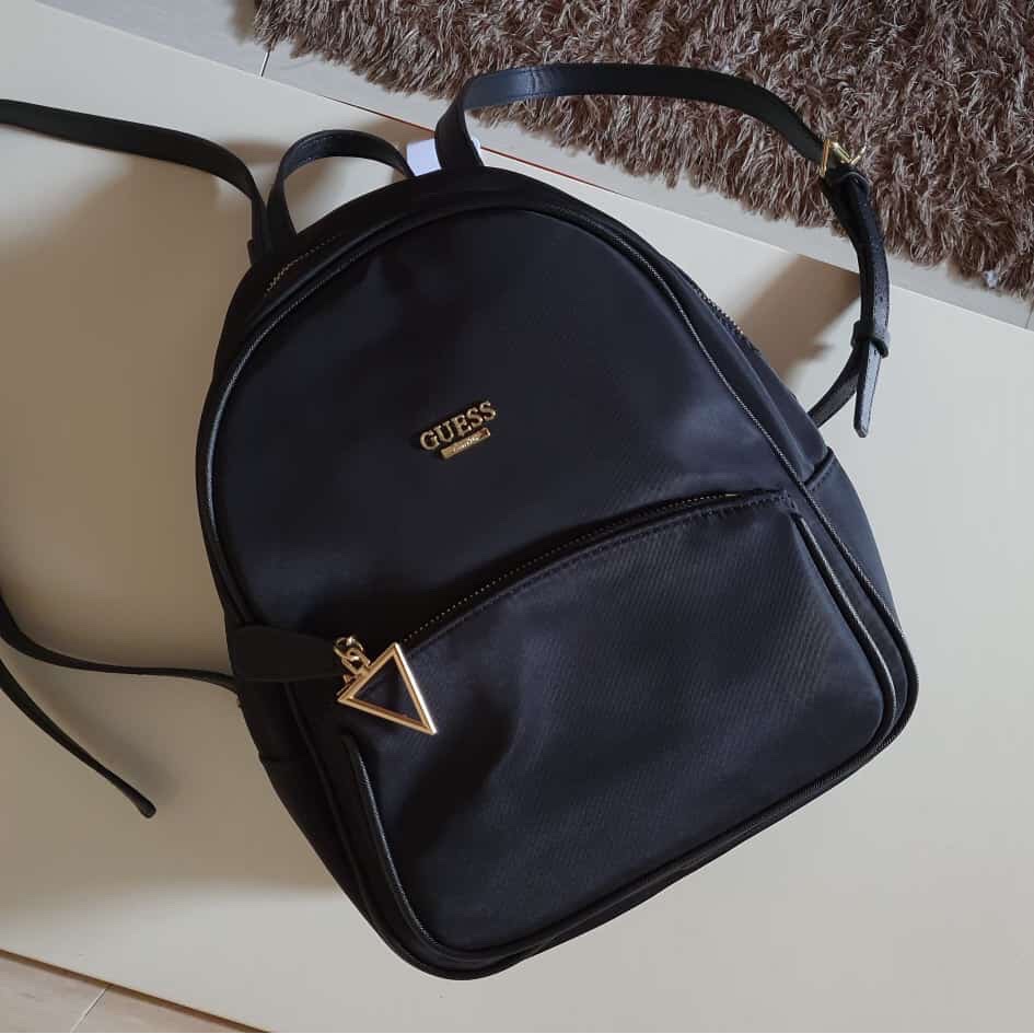 guess mini backpack price philippines Leather Backpack, multiple pockets and zipper by OAK & ELK TAN and timeless style. Borneobulletin Com Guess Factory Women's